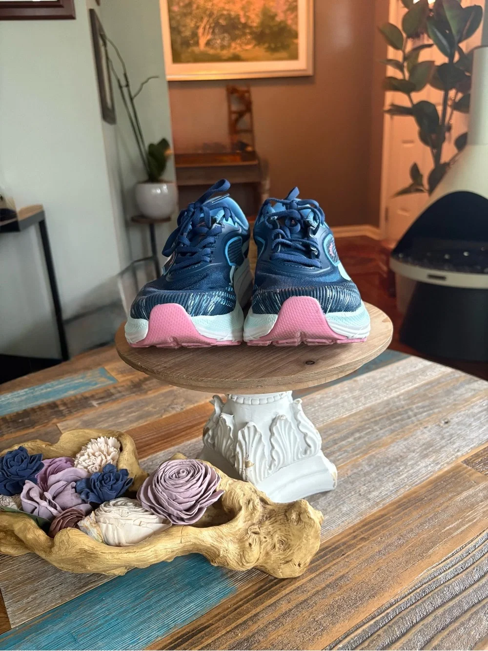 Reebok Women’s Running Shoes Size 7.5 Navy Blue Pink Athletic Sneakers